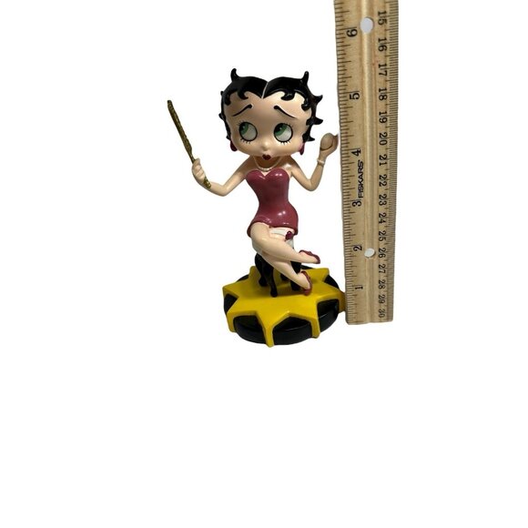 new BETTY BOOP collector figurine danbury mint ALL DOLLED UP - Picture 3 of 5